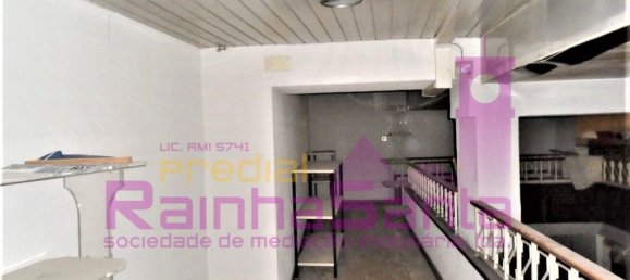 9 bedrooms Building in Coimbra, Portugal No. 64480 3