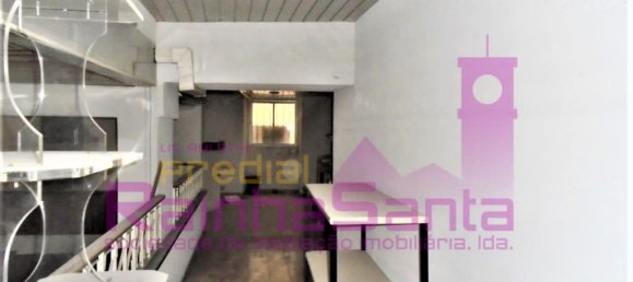 9 bedrooms Building in Coimbra, Portugal No. 64480 2