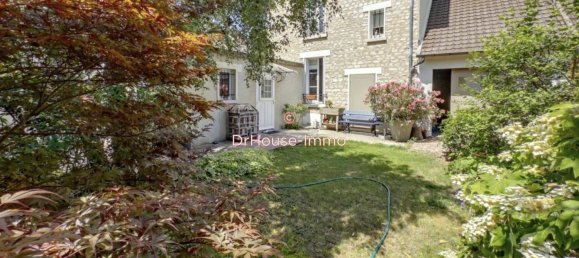 4 bedrooms House in Mantes-la-Ville, France No. 165669 2