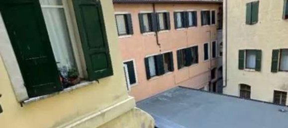 8 rooms Apartment in Verona, Italy No. 309166 14