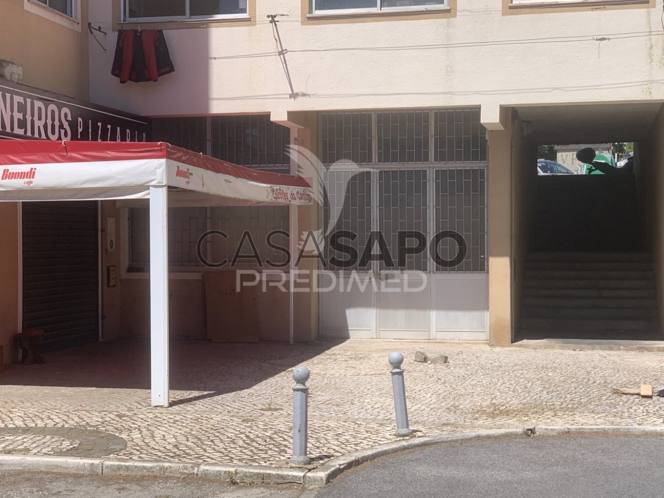 130m² Commercial property in Quarteira, Portugal No. 202030