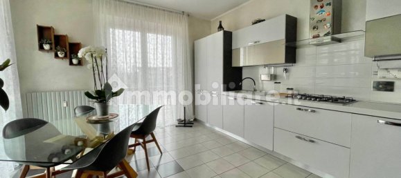 Apartamento T2 em Nizza Monferrato, Italy N.º 70823 2