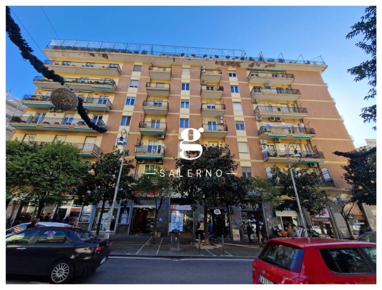 5 bedrooms Apartment in Salerno, Italy No. 56079