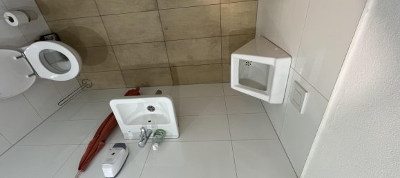 Здание с 8 спальнями в Эслинген, Германия № 63670 28