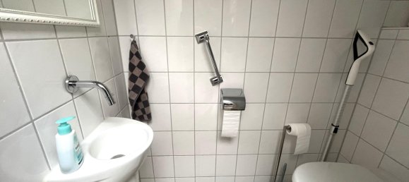 Здание с 8 спальнями в Эслинген, Германия № 63670 19