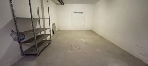 30m² Garage in Rome, Italy No. 352337 13