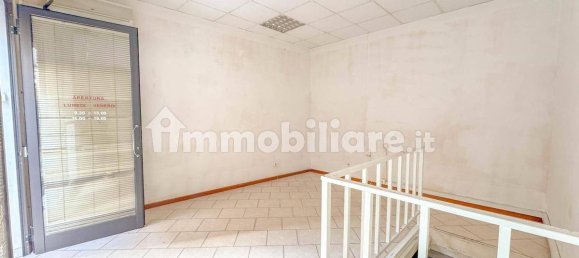 Propiedad comercial de 2 habitaciónes en Rome, Italy No. 218931 6