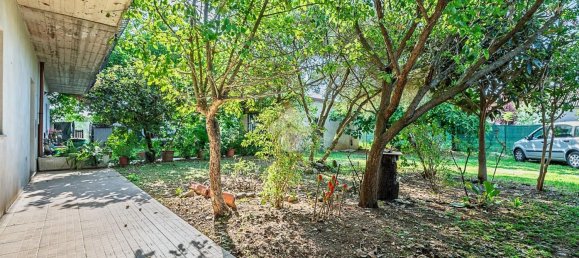 Квартира с 4 комнатами в Сан Джиллио, Италия № 285910 9