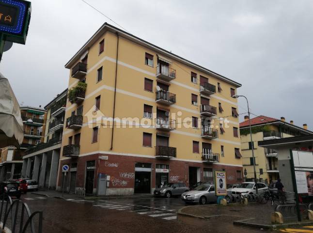 2 bedrooms Apartment in Brugherio, Italy No. 380933