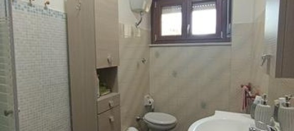 5-salle Appartement à Sassari, Italy No. 304393 5