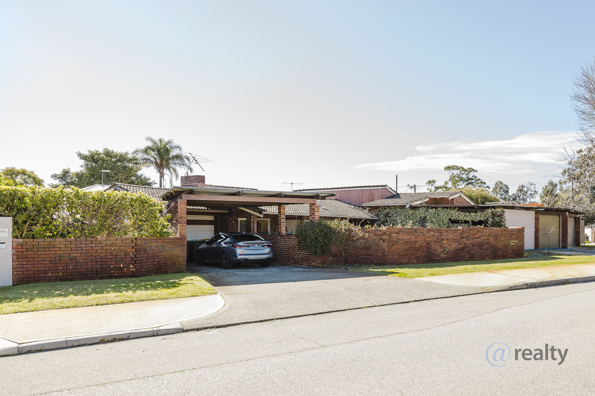 Casa de 3 dormitorios en Bateman, Australia No. 388