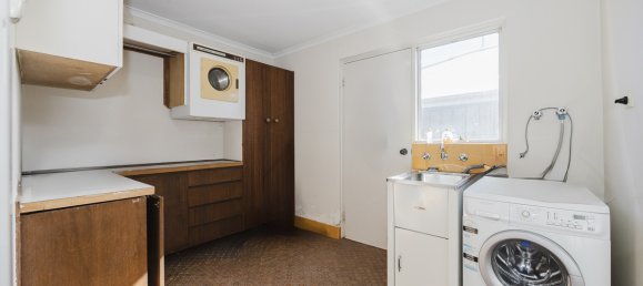 Casa de 3 dormitorios en Bateman, Australia No. 388 12