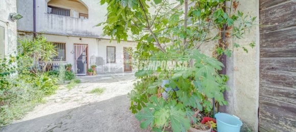 3 bedrooms House in Castano Primo, Italy No. 288154 26