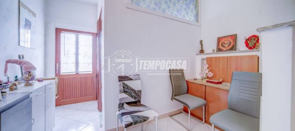 3 bedrooms House in Castano Primo, Italy No. 288154 21