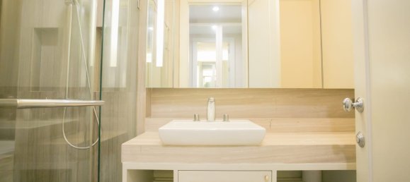 2 bedrooms Condo in Bangkok, Thailand No. 6249 12