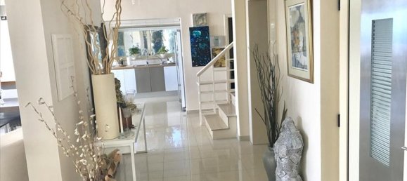 Estudio en Limassol, Cyprus No. 24824 12