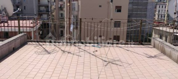 3 bedrooms Apartment in Naples, Italy No. 378591 6