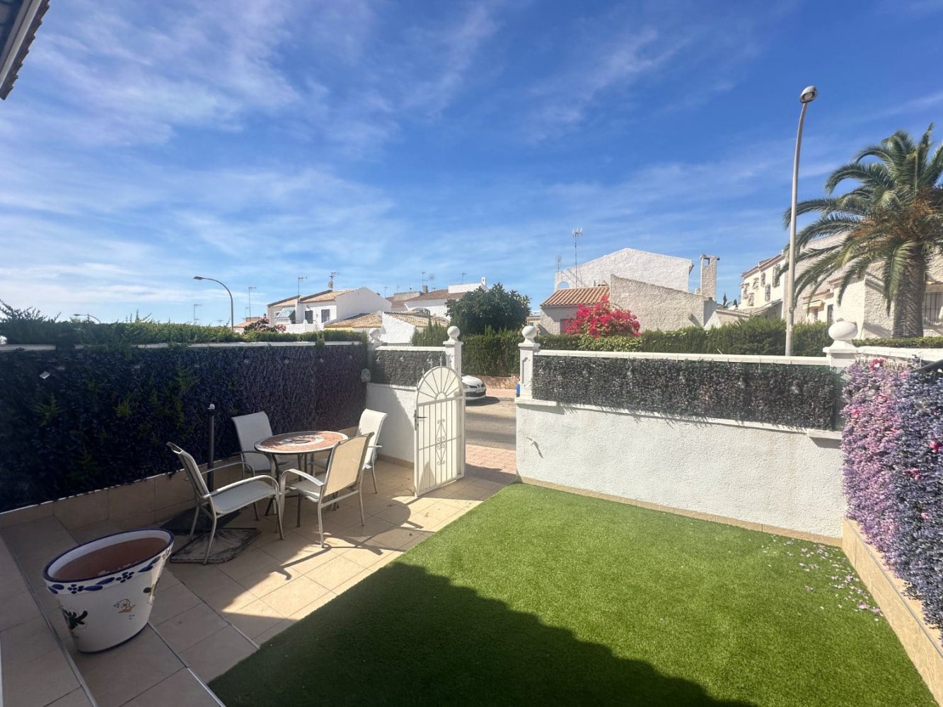 2 bedrooms Bungalow in Alicante, Spain No. 221440