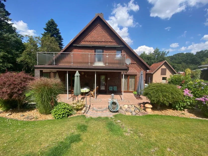 6 rooms House in Minden-Lubbecke, Germany No. 153824