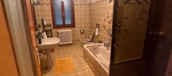 Вилла с 3 комнатами в Беллинцаго Ломбардо, Италия № 38352 22