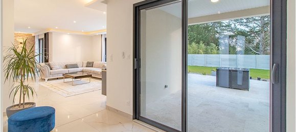 4 bedrooms House in Romorantin-Lanthenay, France No. 247125 7