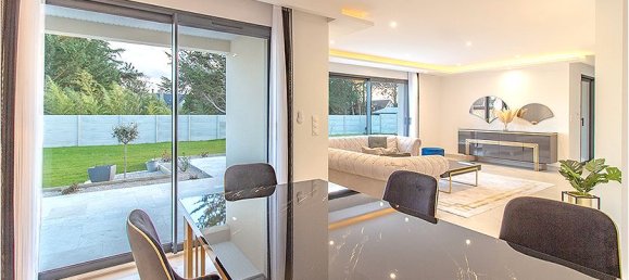 4 bedrooms House in Romorantin-Lanthenay, France No. 247125 8