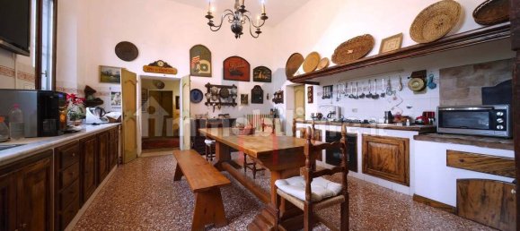 7 bedrooms Villa in Faenza, Italy No. 114061 12