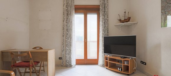 2 غرف نوم شقة في Pomezia, Italy رقم 203086 32