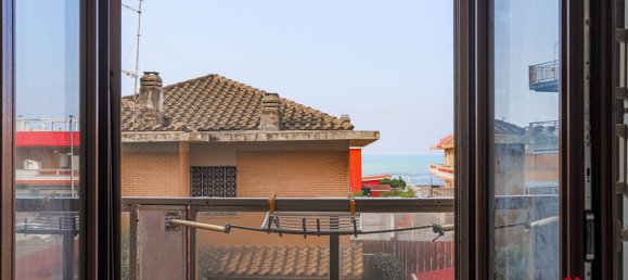 2 غرف نوم شقة في Pomezia, Italy رقم 203086 93