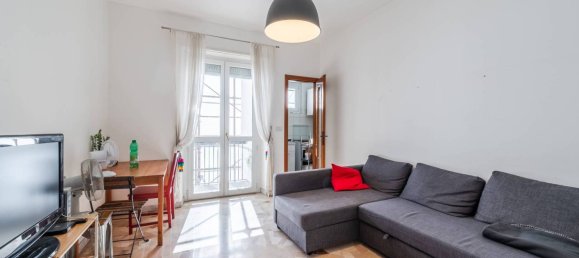 2 bedrooms Apartment in Milan, Italy No. 320593 3