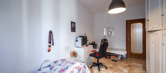 2 bedrooms Apartment in Milan, Italy No. 320593 16