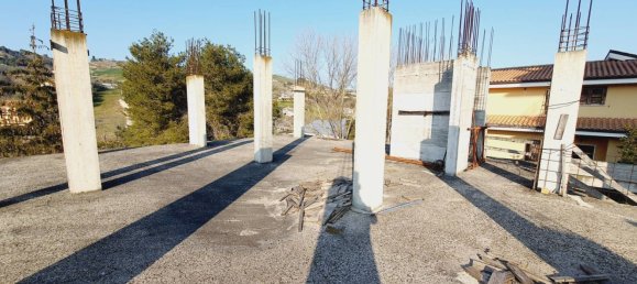 12 rooms House in San Benedetto del Tronto, Italy No. 79690 9