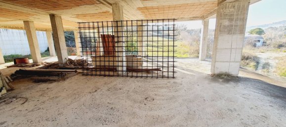 12 rooms House in San Benedetto del Tronto, Italy No. 79690 14