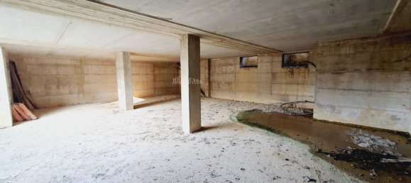 12 rooms House in San Benedetto del Tronto, Italy No. 79690 5