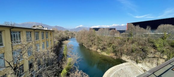  مكتب في Brembate di Sopra, Italy 197متر مربع رقم 138800 5
