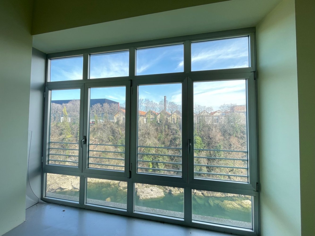  مكتب في Brembate di Sopra, Italy 197متر مربع رقم 138800