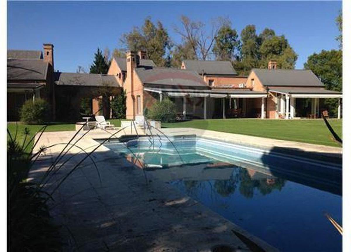 7 Schlafzimmer Haus in Ituzaingo, Argentina, Nr. 10689