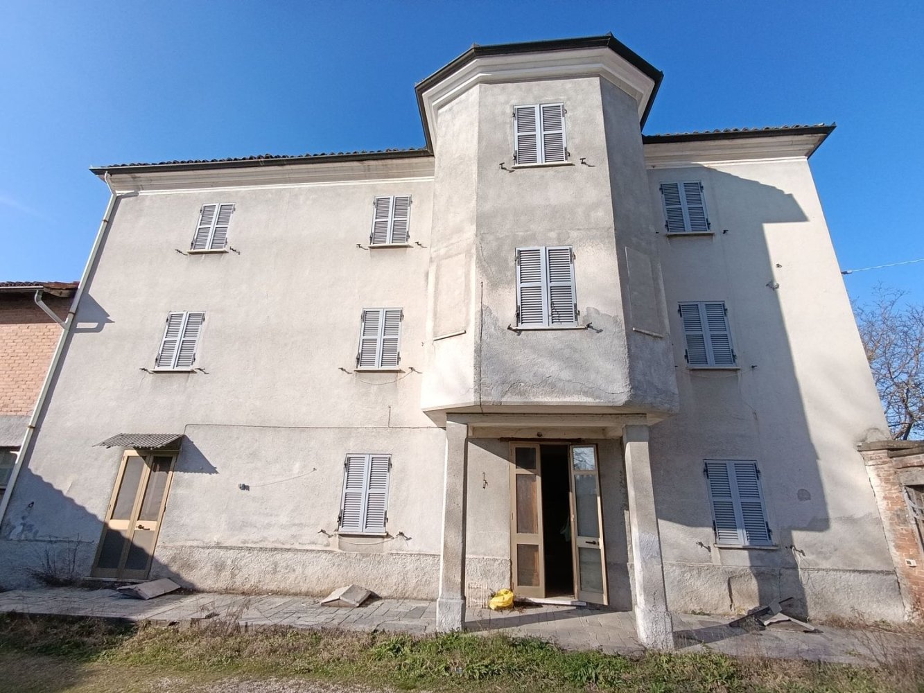 12 rooms House in Montaldo Bormida, Italy No. 175354