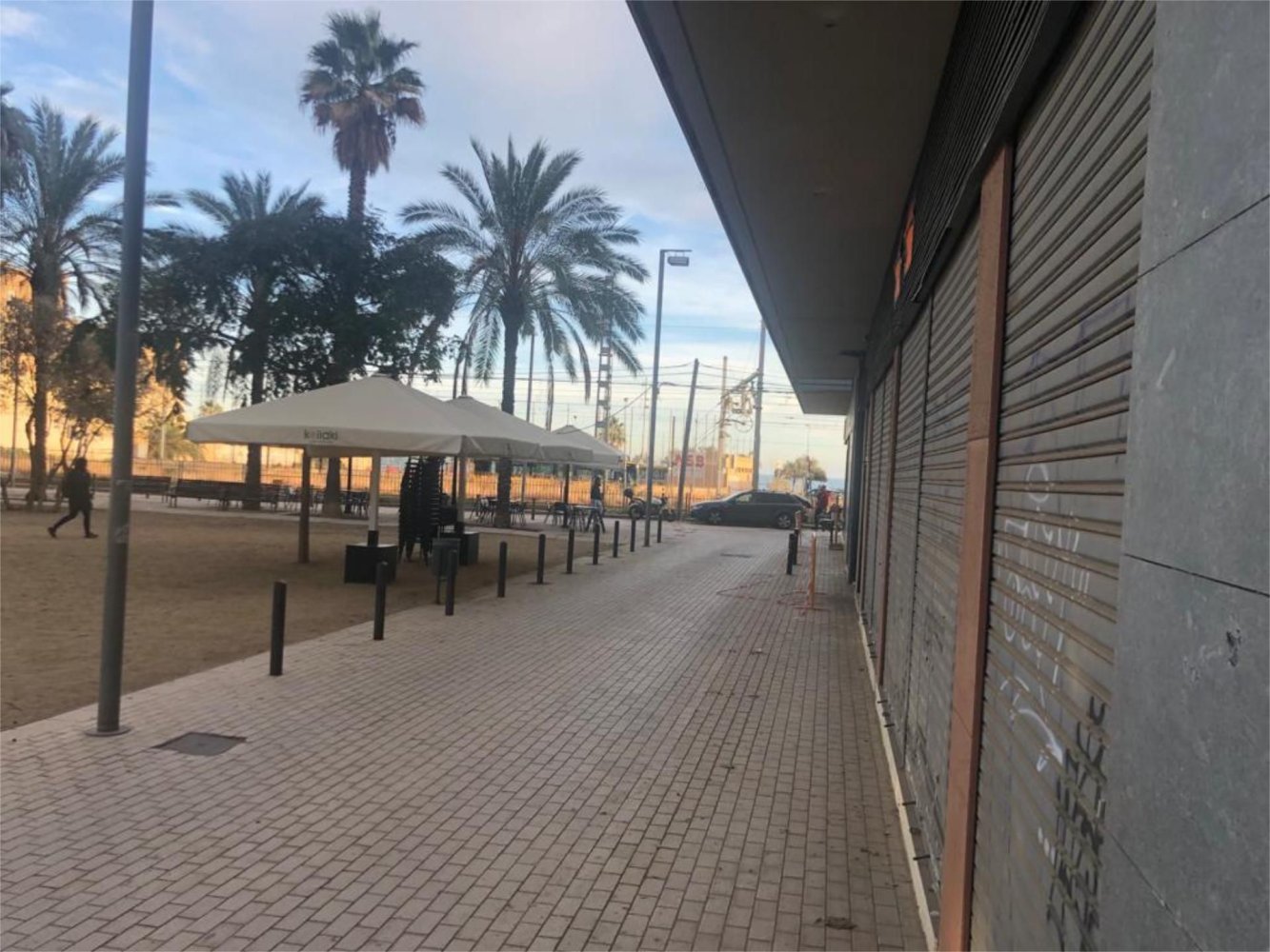 209m² Commercial property in Badalona, Spain No. 165968