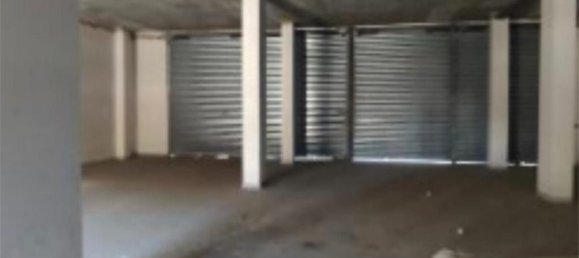 209m² Commercial property in Badalona, Spain No. 165968 10