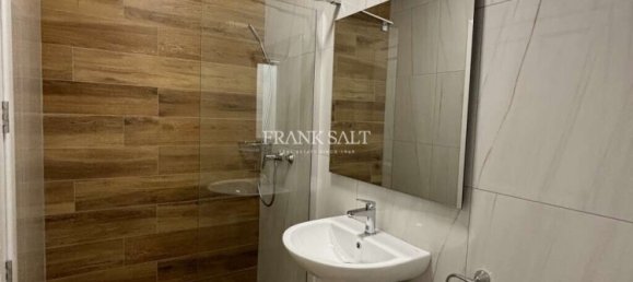 3 bedrooms Penthouse in Zurrieq, Malta No. 5180 20