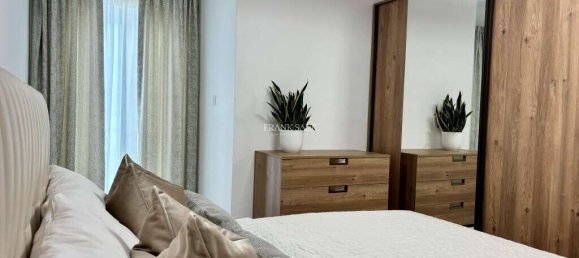 3 bedrooms Penthouse in Zurrieq, Malta No. 5180 10