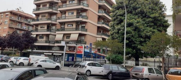 25m² Commercial property in Rome, Italy No. 285180 22