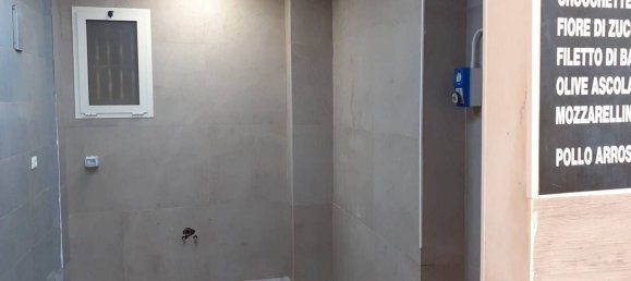 25m² Commercial property in Rome, Italy No. 285180 9