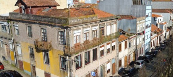 Gebäude in Porto, Portugal 553m², Nr. 109407 27