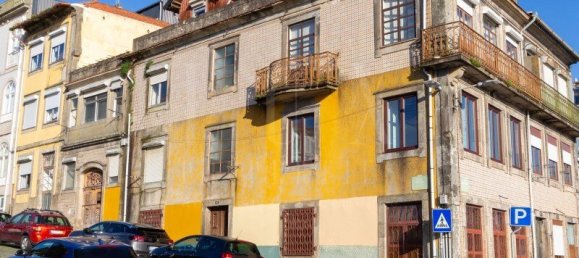 Gebäude in Porto, Portugal 553m², Nr. 109407 14