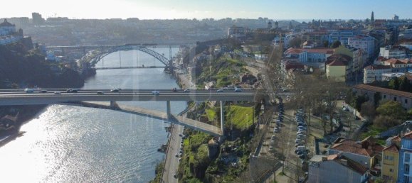 Gebäude in Porto, Portugal 553m², Nr. 109407 22