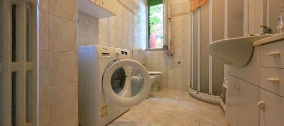 3 bedrooms Apartment in Parma, Italy No. 313034 15