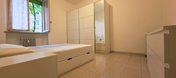 3 bedrooms Apartment in Parma, Italy No. 313034 8