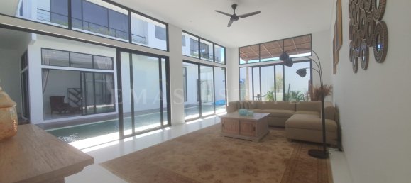 4 bedrooms Villa in Kuta, Indonesia No. 13 5